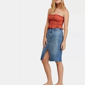 🛍NWT FREE PEOPLE FRONT SLIT DENIM SKIRT. Sz 26